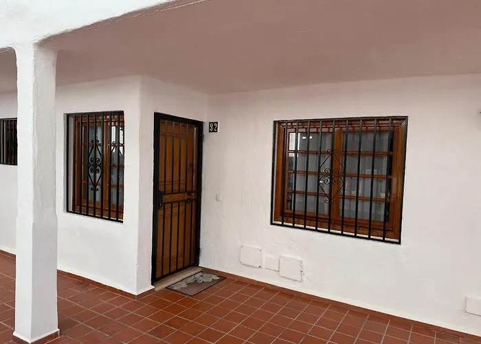 Port Royale Tenerife Апартаменты *